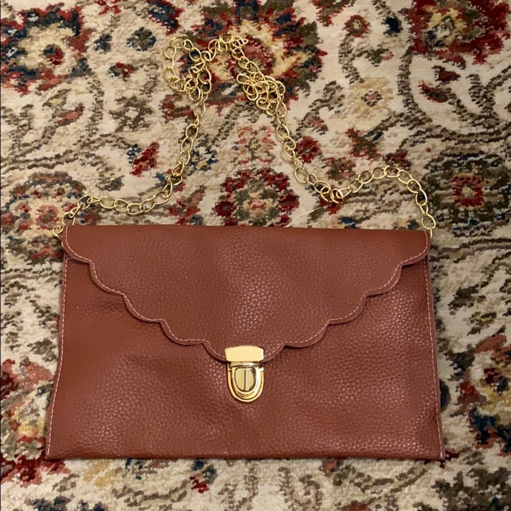 Brown leather scalloped purse